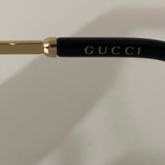 GUCCI SUNGLASSES - Picture 4 of 8